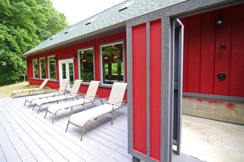 Sun Lounge Chairs and Outdoor Shower Booth on Pool Room Deck, Southern Belle Lodge