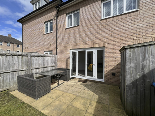 A seamless connection between living areas.