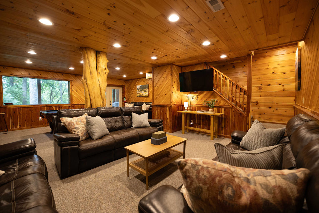 Rustic Cedar Inn | Photo 67