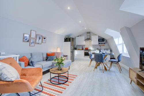 Contemporary 4 Storey Townhouse - Central Brighton - Open plan living area