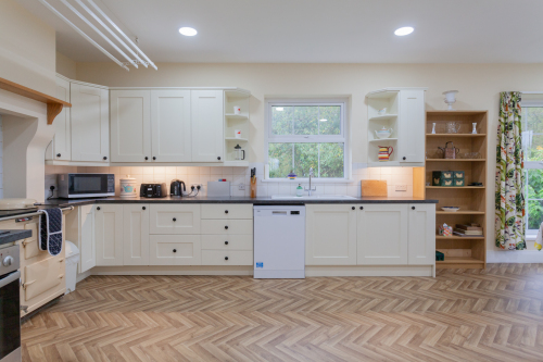 Bungalow-Ensuite with Bath-Countryside view - Base Rate