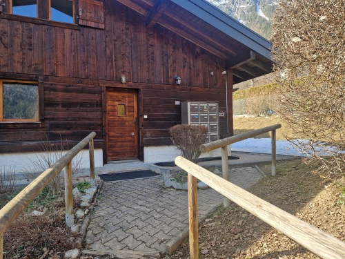 RESIDENCE 