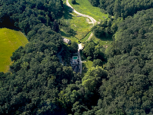 Vue aérienne de la propriété