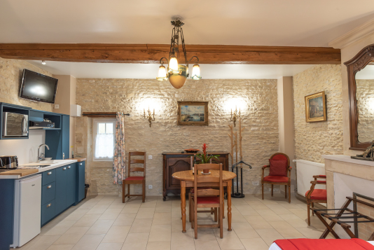 Salle à manger - Cuisine (Studio - 1er étage)