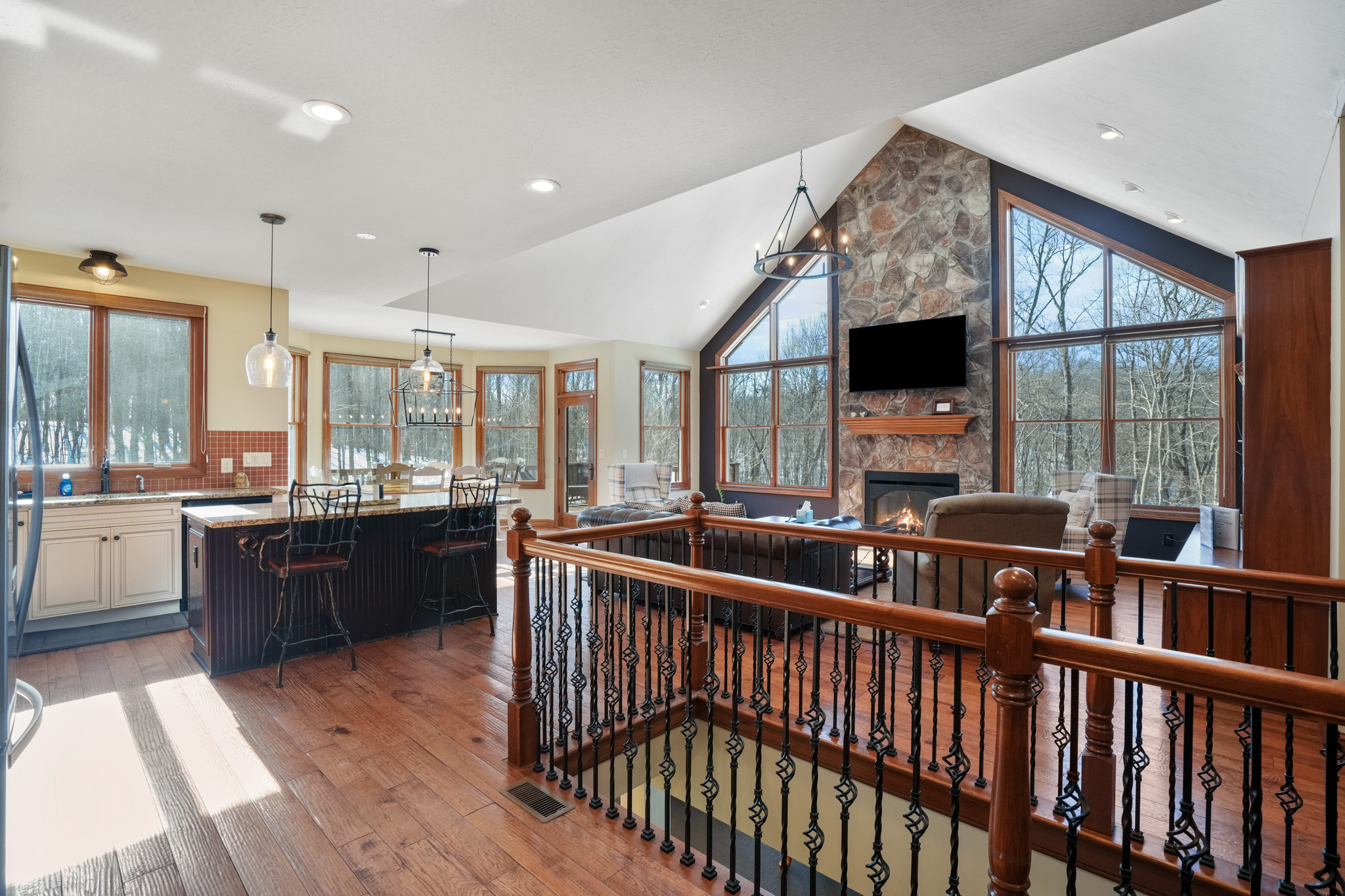 All Seasons Lodge | Photo 8