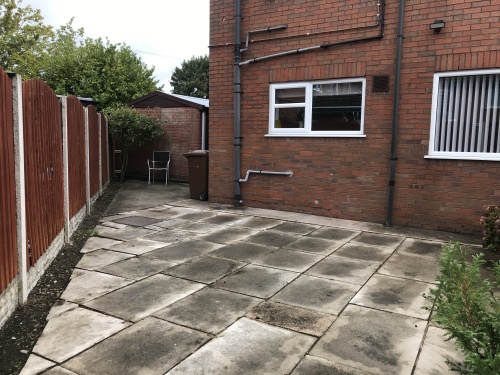 Spacious patio - Bamber Bridge Preston