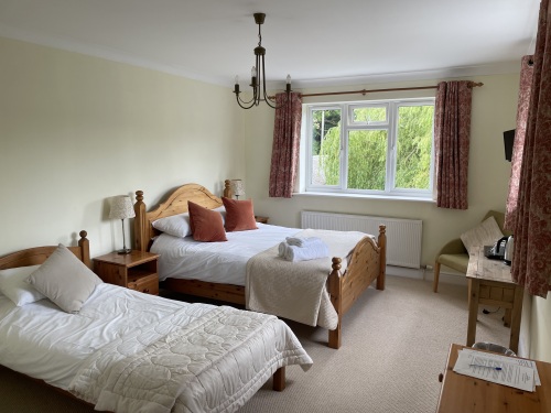 Room 4 Dabinett - en suite with shower- Forest Cottage