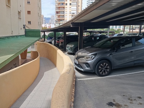 Acceso desde parking