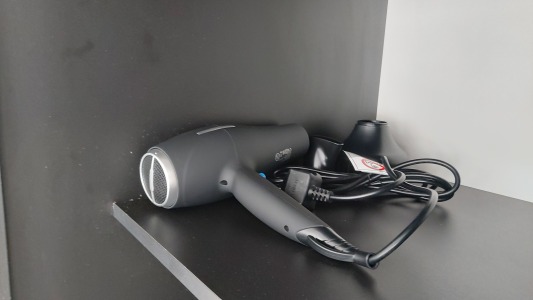 Hairdryer 1