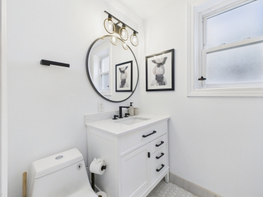 Crisp, modern finishes with a nod to timeless design.