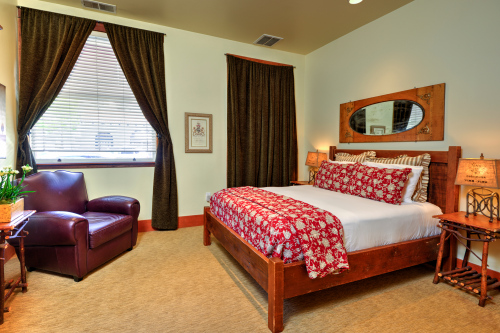 Room 1 -Queen-Ensuite