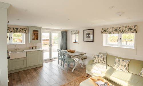 Finwood Green Farm Holiday Cottages - Open Plan Living