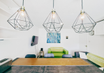 Kitchen: Breakfast bar