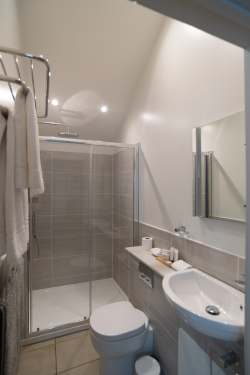Room 3 Bathroom