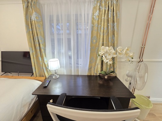 Room 1