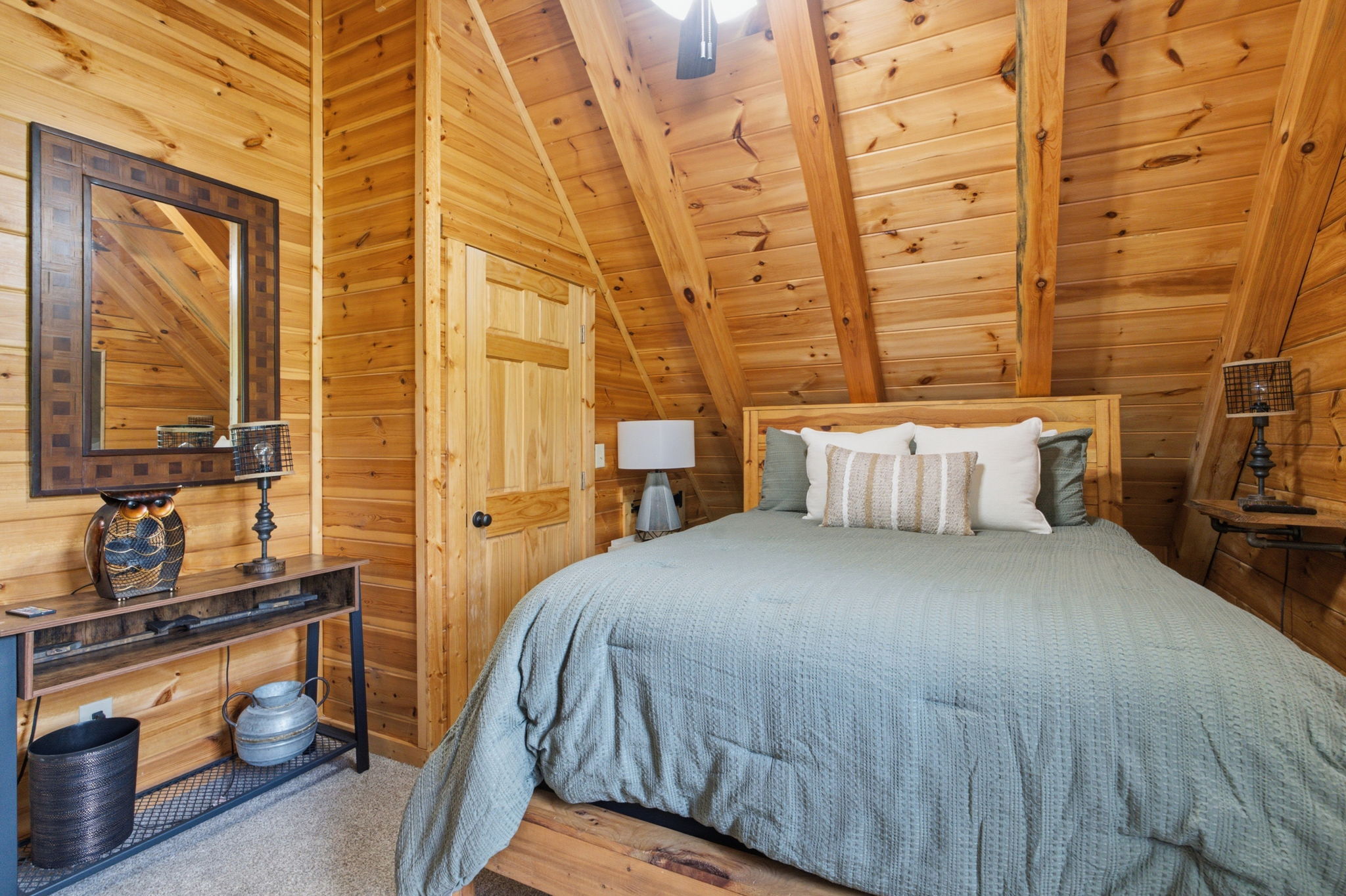Firefly Hollow Lodge | Photo 48