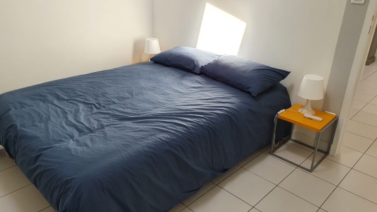 Chambre 3 avec 1 lit 140 et 2 lits 90