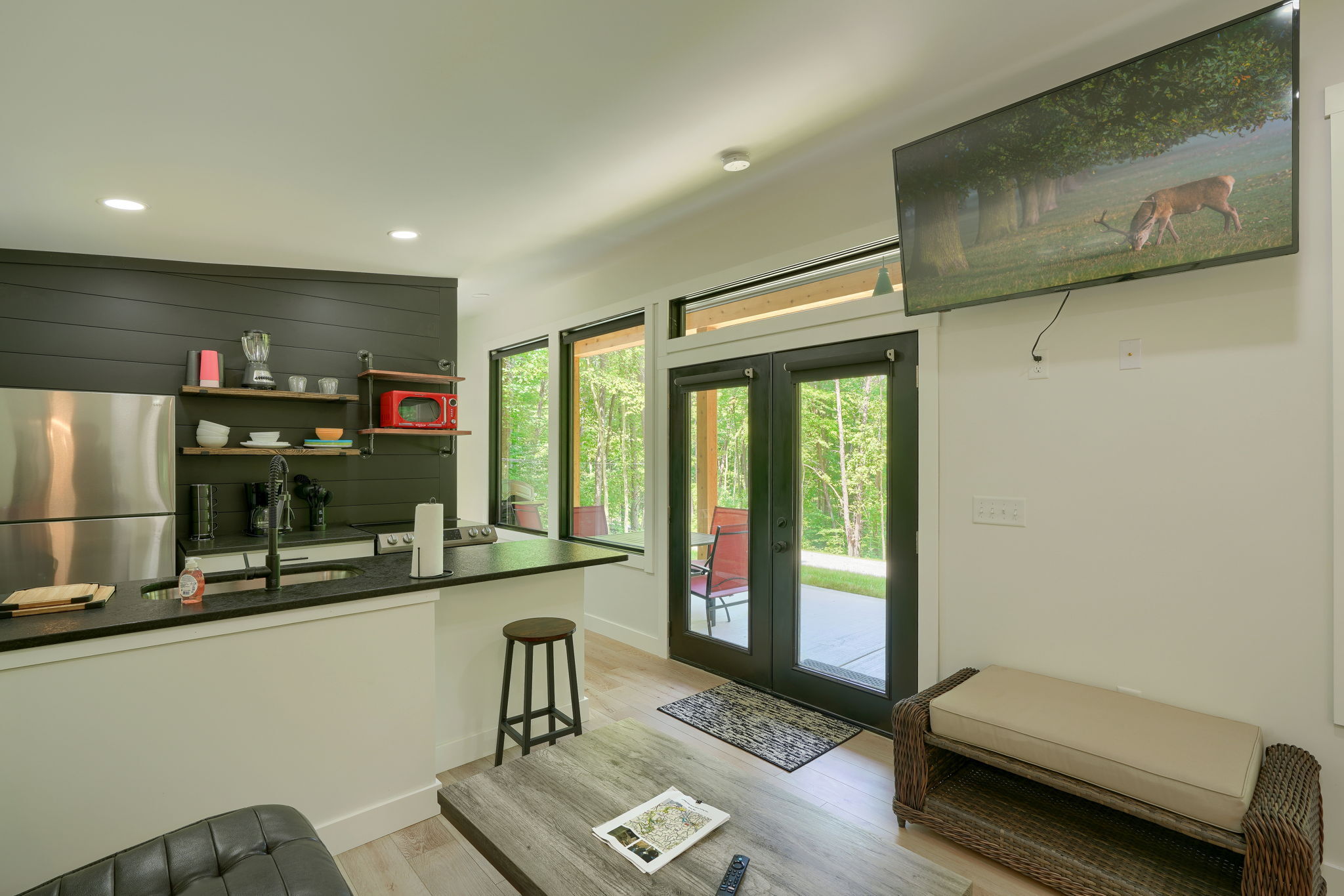 Love Nest | Photo 11