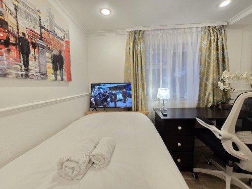 Room 1