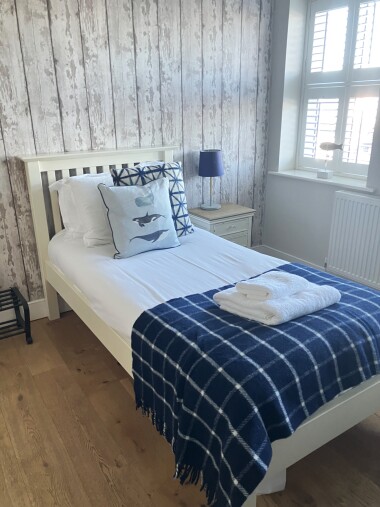 Twin Ground Floor En-suite Bedroom