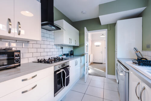 Smart kitchen for cooking