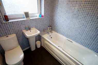 Ahhh! a nice hot bath..