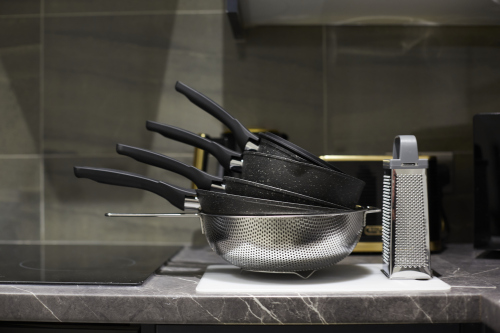 Fully equipped kitchen with everything you need for a comfortable stay.  M