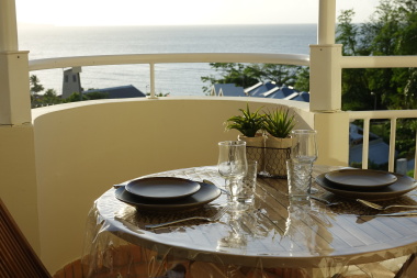 Petit déjeuner et  diner  avec vue mer 