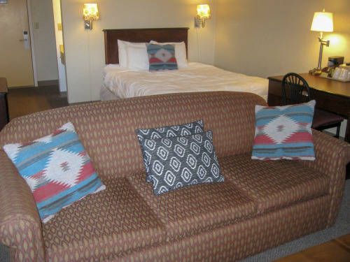 Family room-Ensuite-Spruce (L) - Base Rate