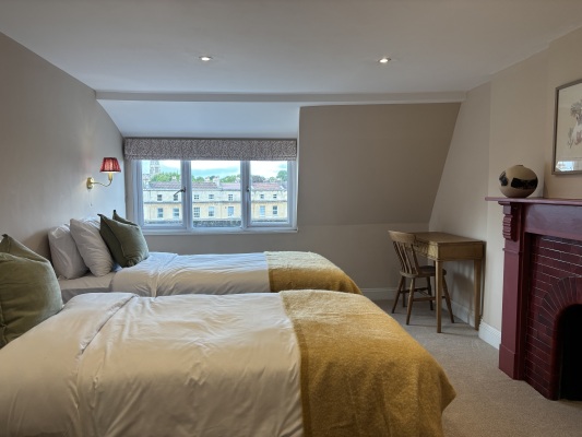 Twin or Superking Room 