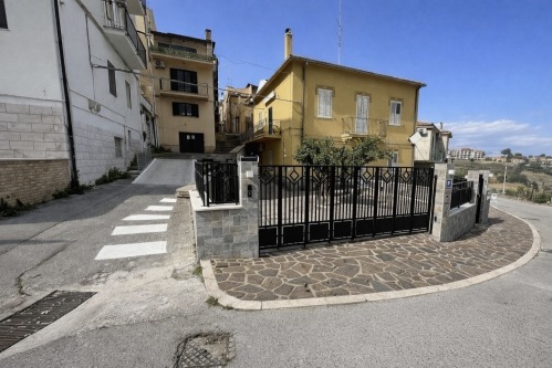 Area esterna - Parcheggio