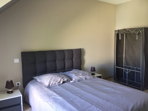 Chambre 2 avec lit de 2 personnes en 140*200 et dressing