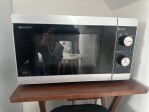 Aquila Studio Flat: Microwave
