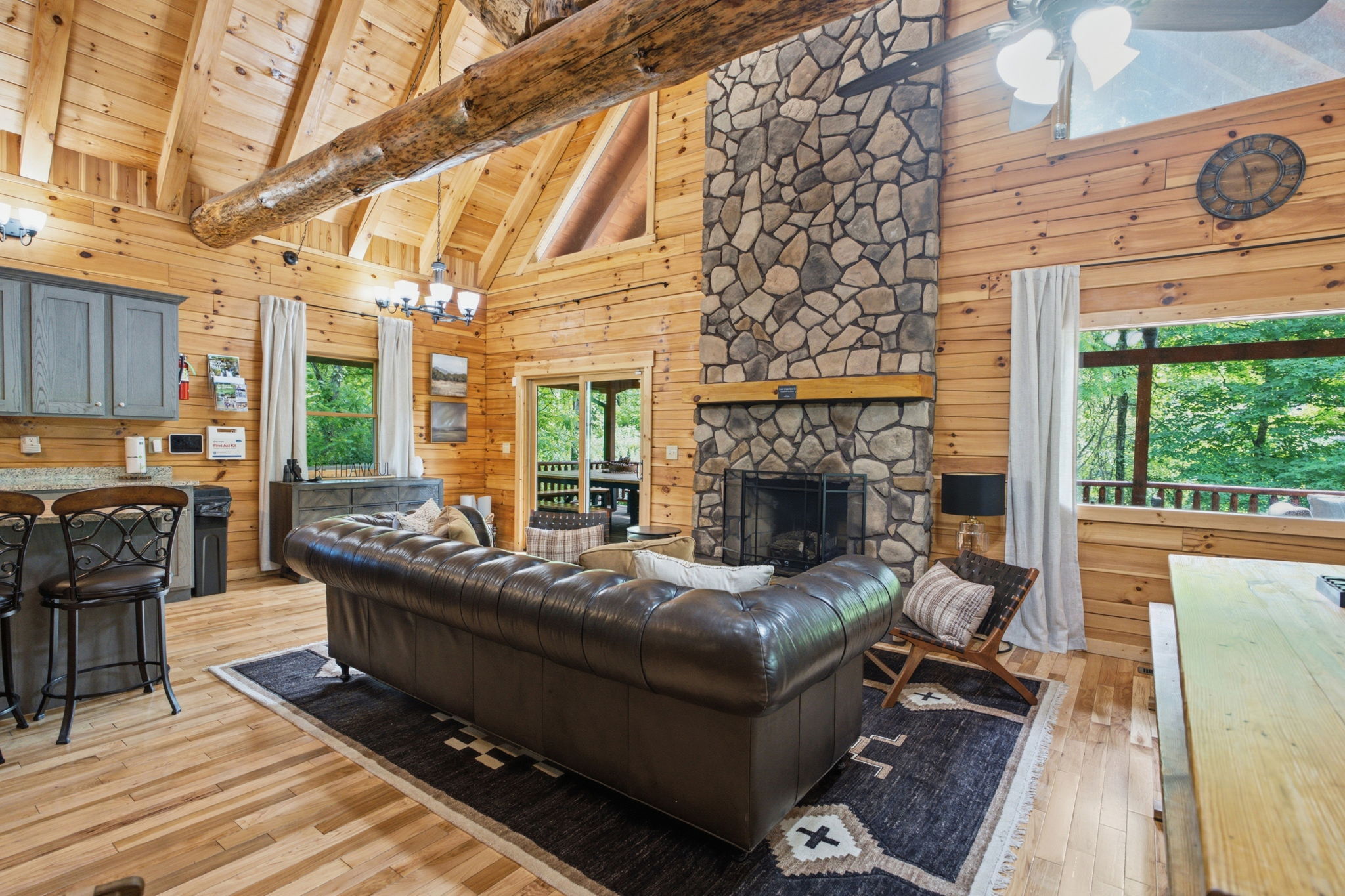 Firefly Hollow Lodge | Photo 7