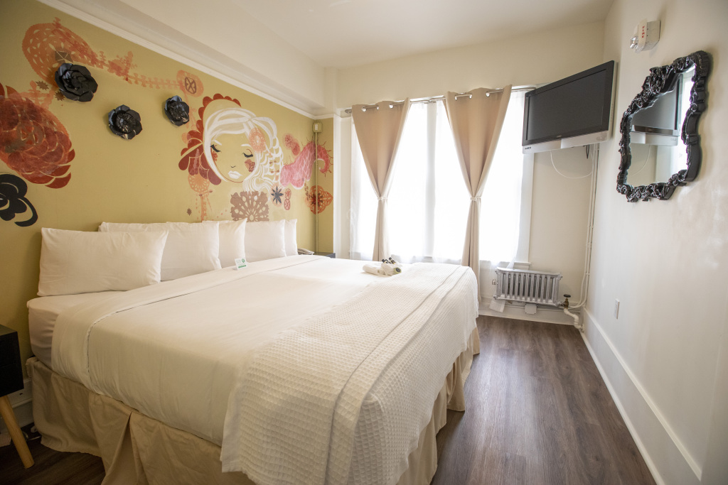 Hotel Des Arts — photo 46 of 60