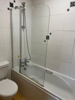 Family - Double + 2 Singles with Ensuite