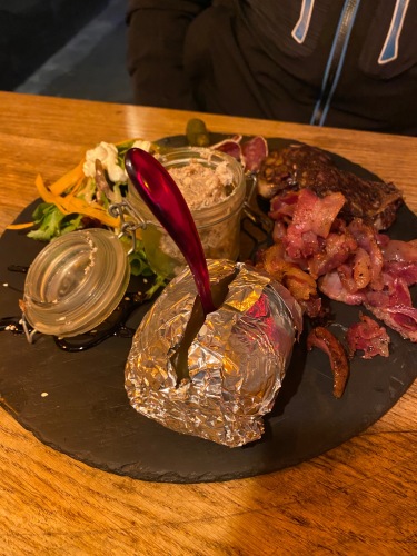 Une institution : Le Schuss !