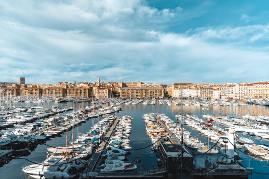 Salon vue sur le Vieux Port