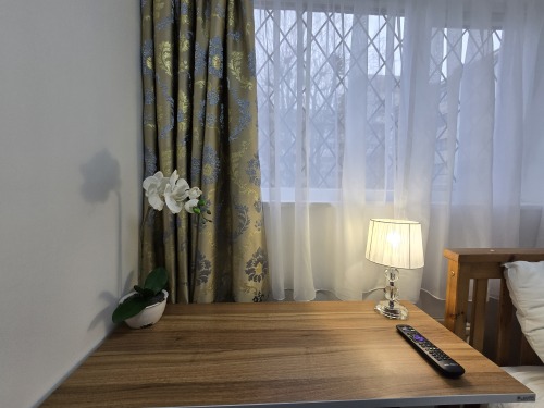 Room 6