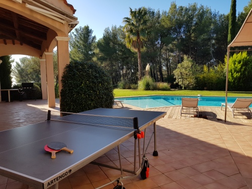 ping pong et piscine 