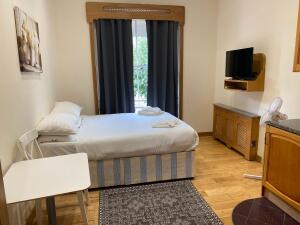 Picture represents the type Studio Deluxe Private Bathroom. It might not be exactly the same as per booking. All same type of apartments are allocated subject to availability per booking