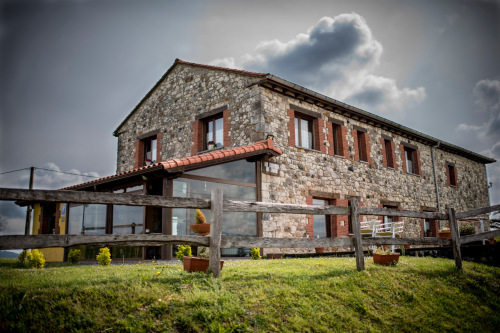 Casa rural El Mirador de Rivas, alojamiento junto a Cabárceno y la playa de Somo Santander Cantabria