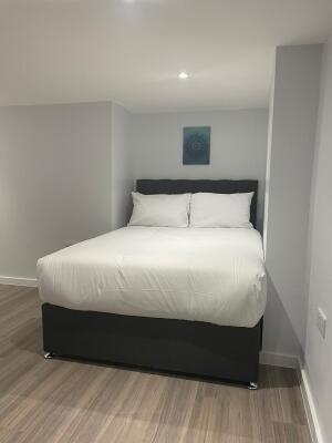 Apt.5 Studio Superior