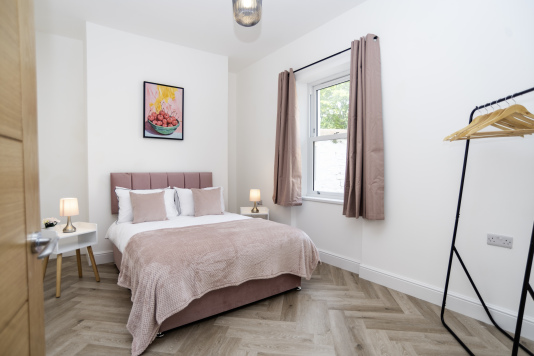 Calming Double Bedroom - Fresh hotel-standard bedding, stylish décor and plenty of space for clothes, mirrors and bedside essentials
