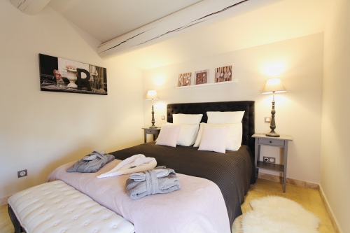 Chambre "Romantique" lit double 160 cm