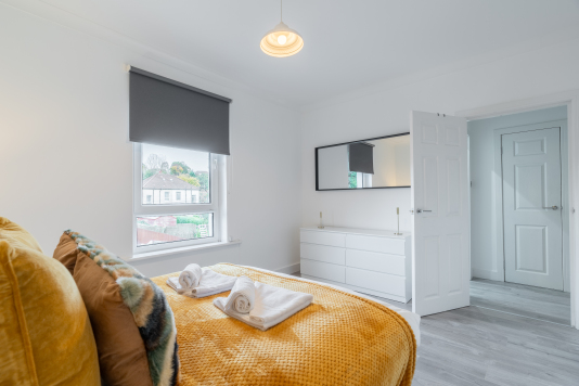 BEDROOM 1