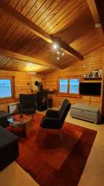 Wohnbereich mit Kamin