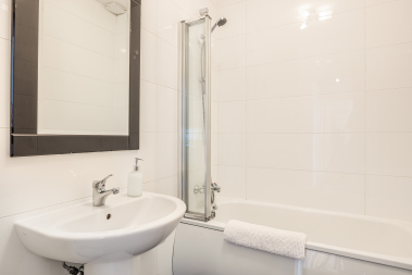 Bathroom with bath tub