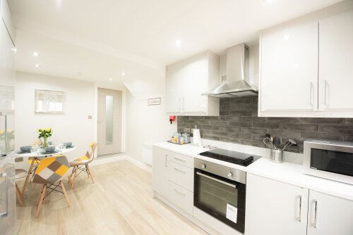 Deluxe Apartment - Kitchen