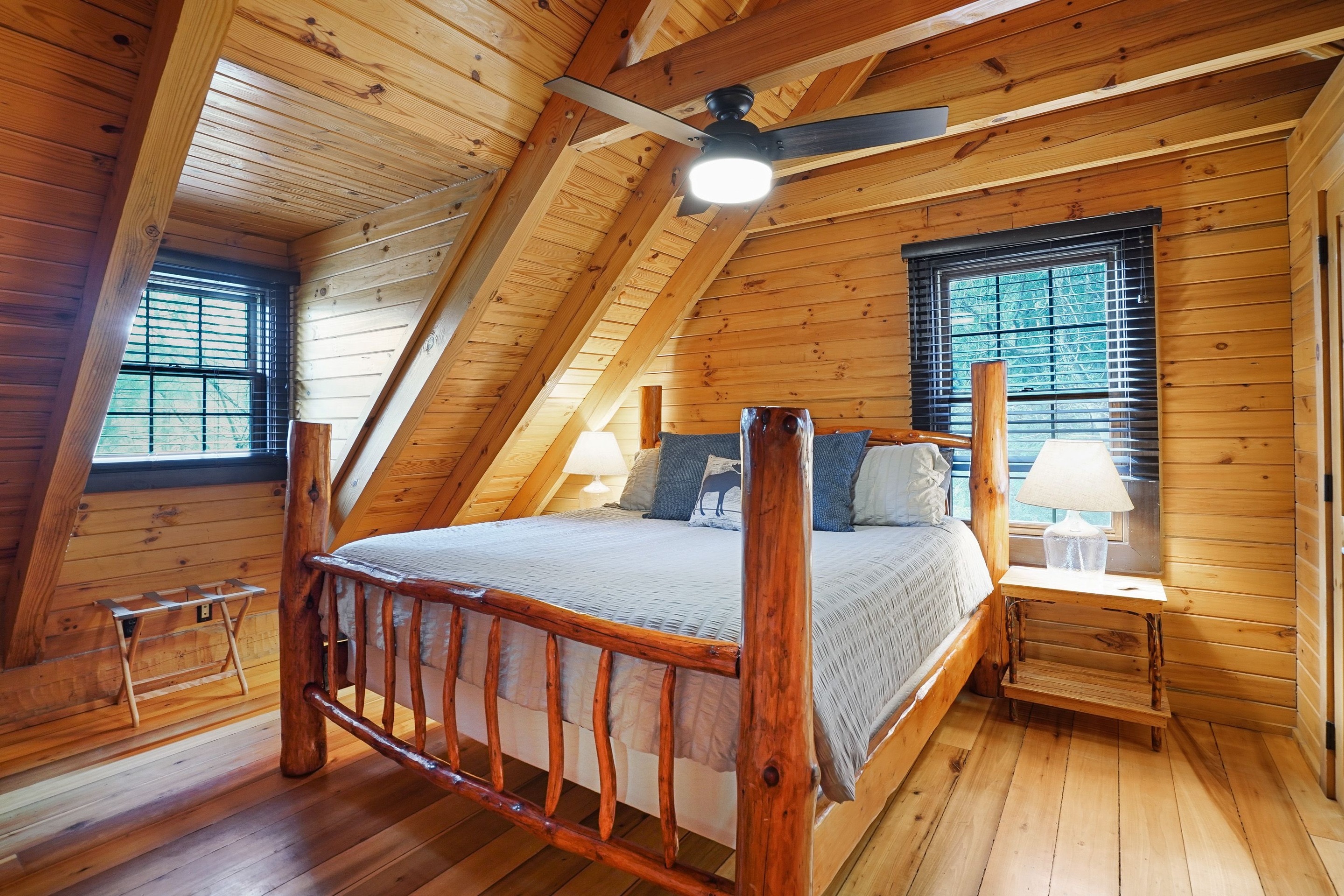 Hemlock Log Cabin | Photo 16
